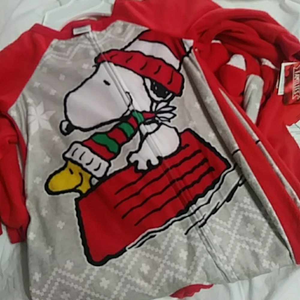 Peanuts Snoopy Fleece PJs Onesie NWT